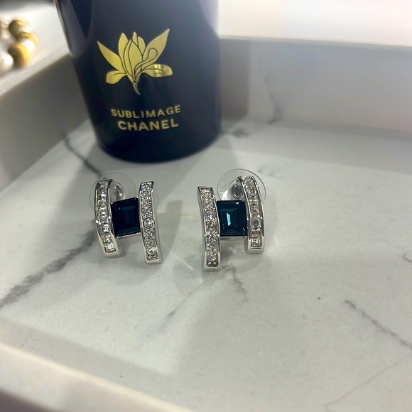 Nolan Miller Jewelry - NOLAN MILLER blue stone earrings